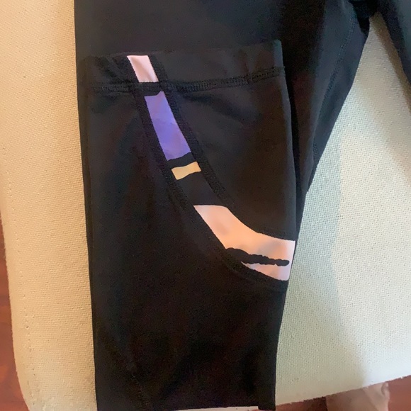 Lululemon leggings - Picture 3 of 7